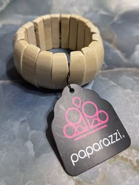 Paparazzi Natural Wood Stretch Bracelet - Cream